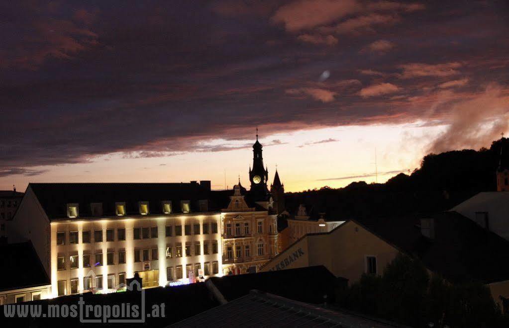 Hotel Exel Amstetten Exterior photo